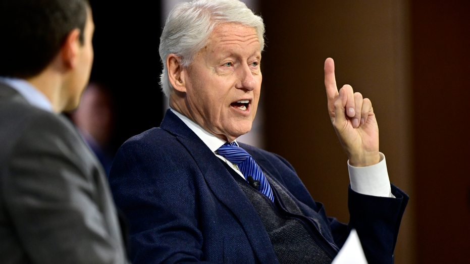 bill-clinton-ingresado-en-el-hospital-para-“pruebas-y-observacion”-tras-enfermarse